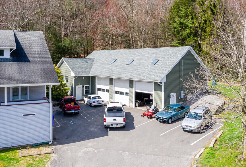 340 S Main St, Thomaston, CT for sale - Building Photo - Image 1 of 1