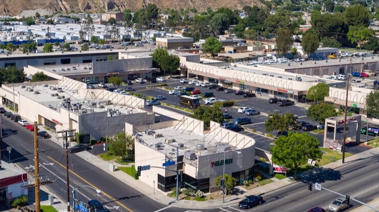 20655 Soledad Canyon Rd, Santa Clarita, CA for lease - Building Photo - Image 2 of 4