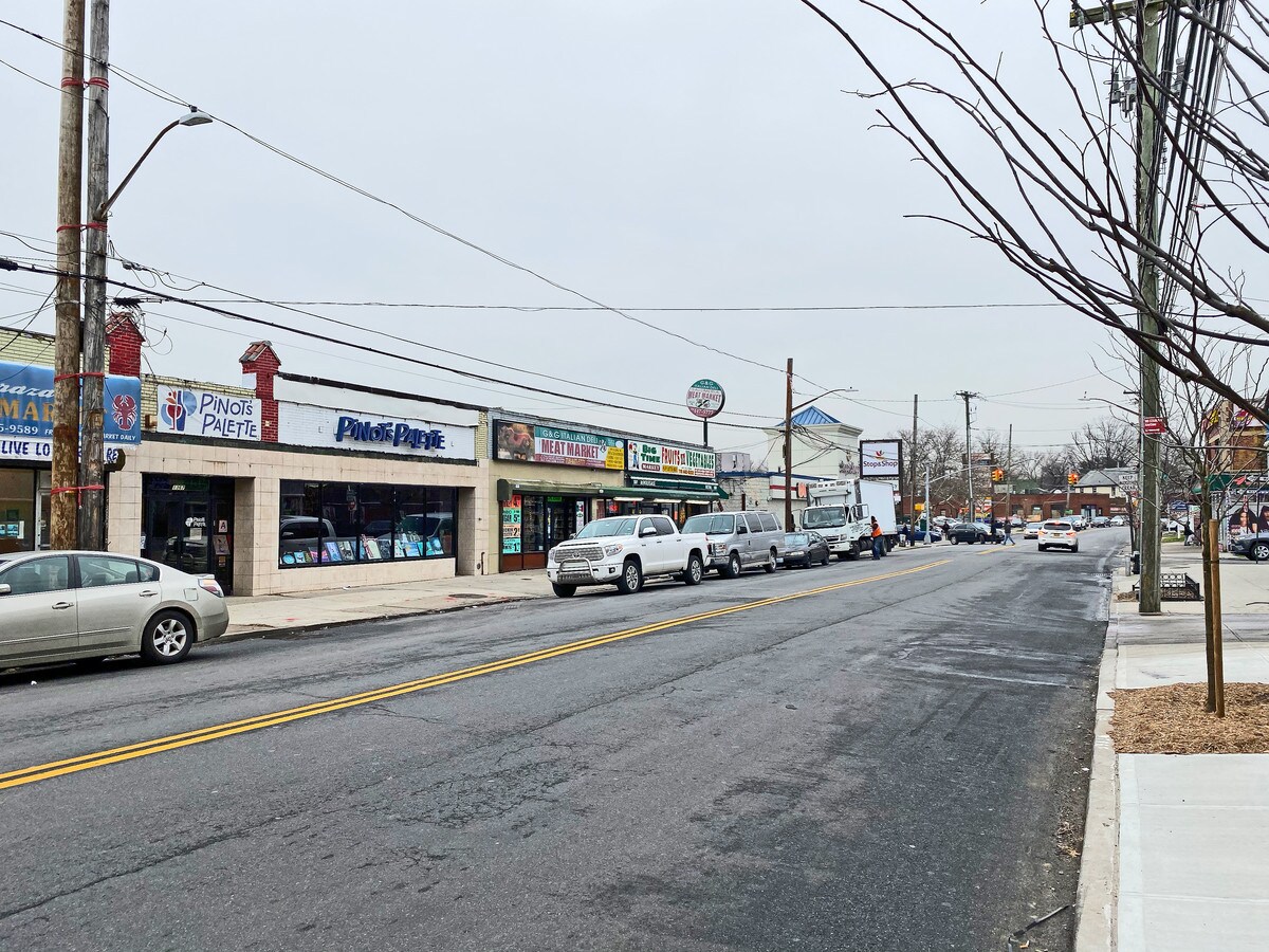 1367 Forest Ave, Staten Island, NY 10302