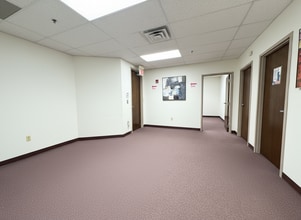 5700-5730 Buford Hwy, Norcross, GA for lease Interior Photo- Image 2 of 8