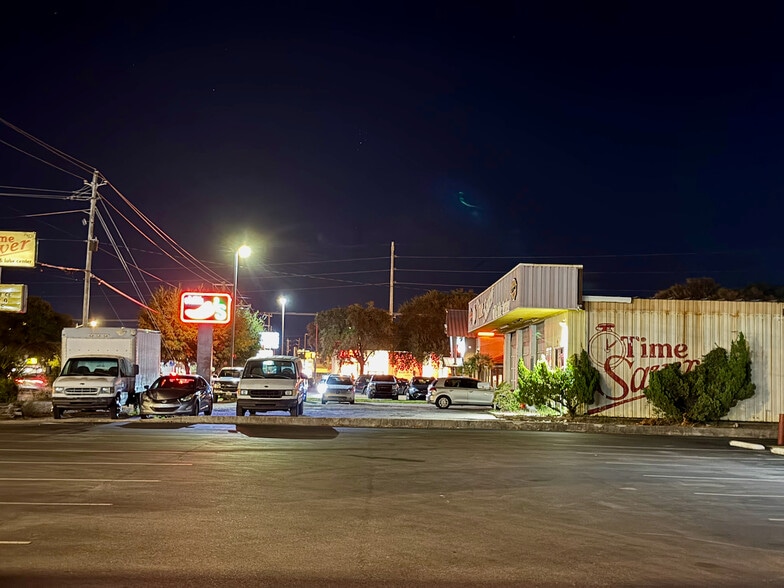 514 Esther Cut, Fort Walton Beach, FL for sale - Building Photo - Image 3 of 72