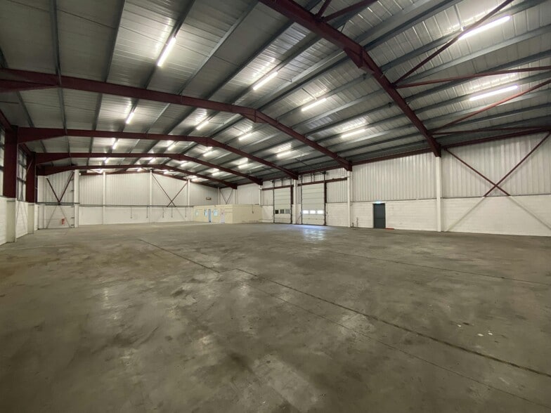 72 Inchinnan Rd, Paisley for lease - Building Photo - Image 2 of 8