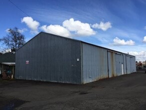 1390 Main, Dallas, OR for lease Building Photo- Image 2 of 8