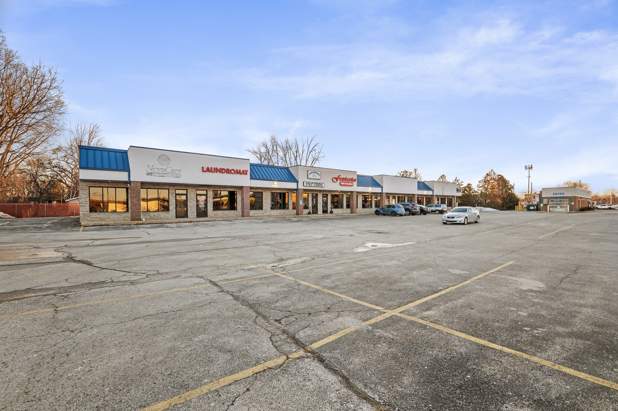 1845 Velp Ave, Howard, WI for lease Building Photo- Image 1 of 11
