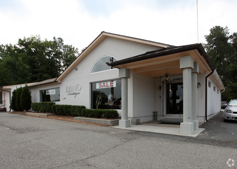 2699 Durham Chapel Hill Blvd, Durham, NC for sale - Primary Photo - Image 1 of 1