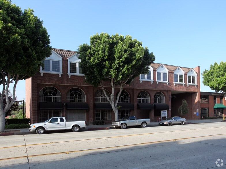 50 E Foothill Blvd, Arcadia, CA for sale - Primary Photo - Image 1 of 1