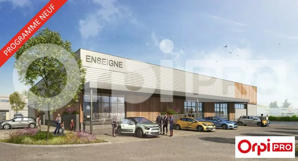 Retail in Romans-sur-Isère for lease - Building Photo - Image 3 of 4