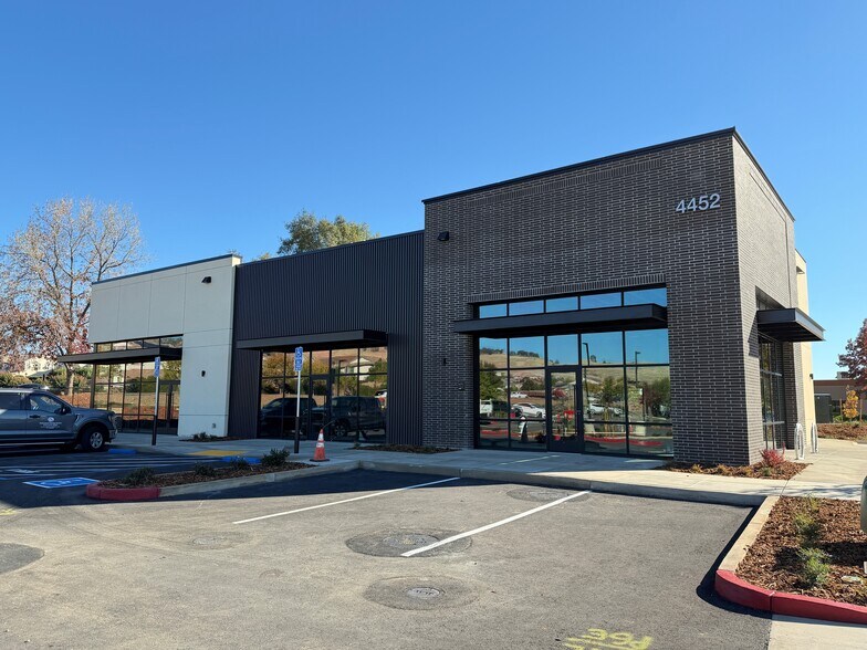 Latrobe Rd, El Dorado Hills, CA for lease - Building Photo - Image 2 of 4