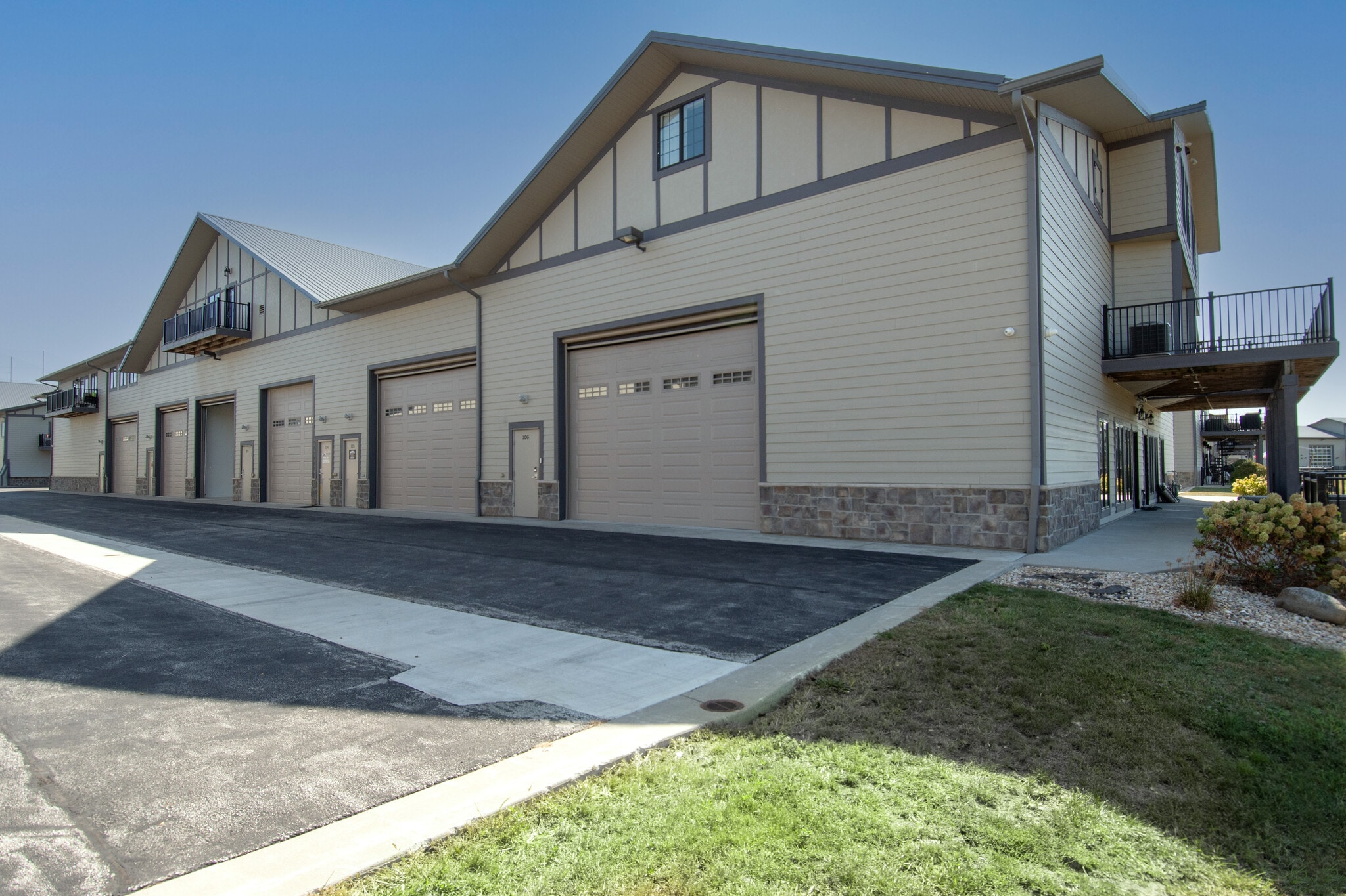 2224 Ferry Road, Naperville, IL for sale Primary Photo- Image 1 of 3