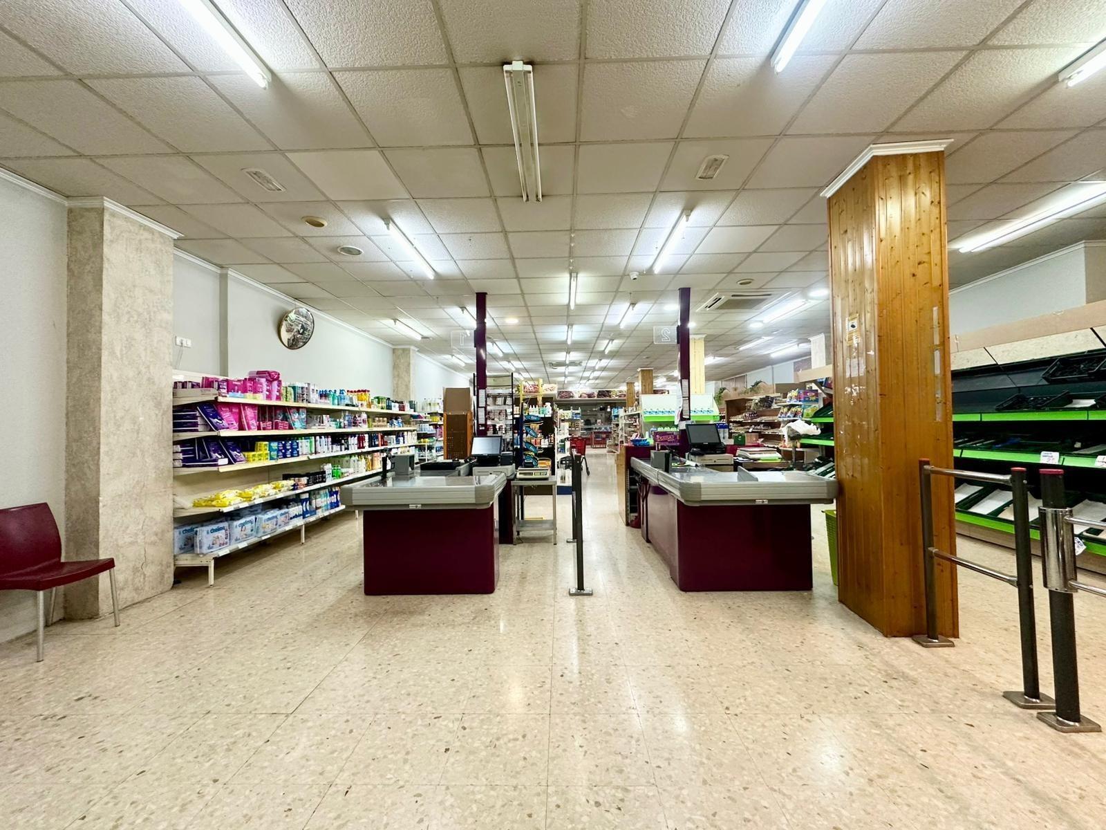 Carrer Reverendo Rafael Peris, 23, Carlet, Valencia for lease Building Photo- Image 1 of 34