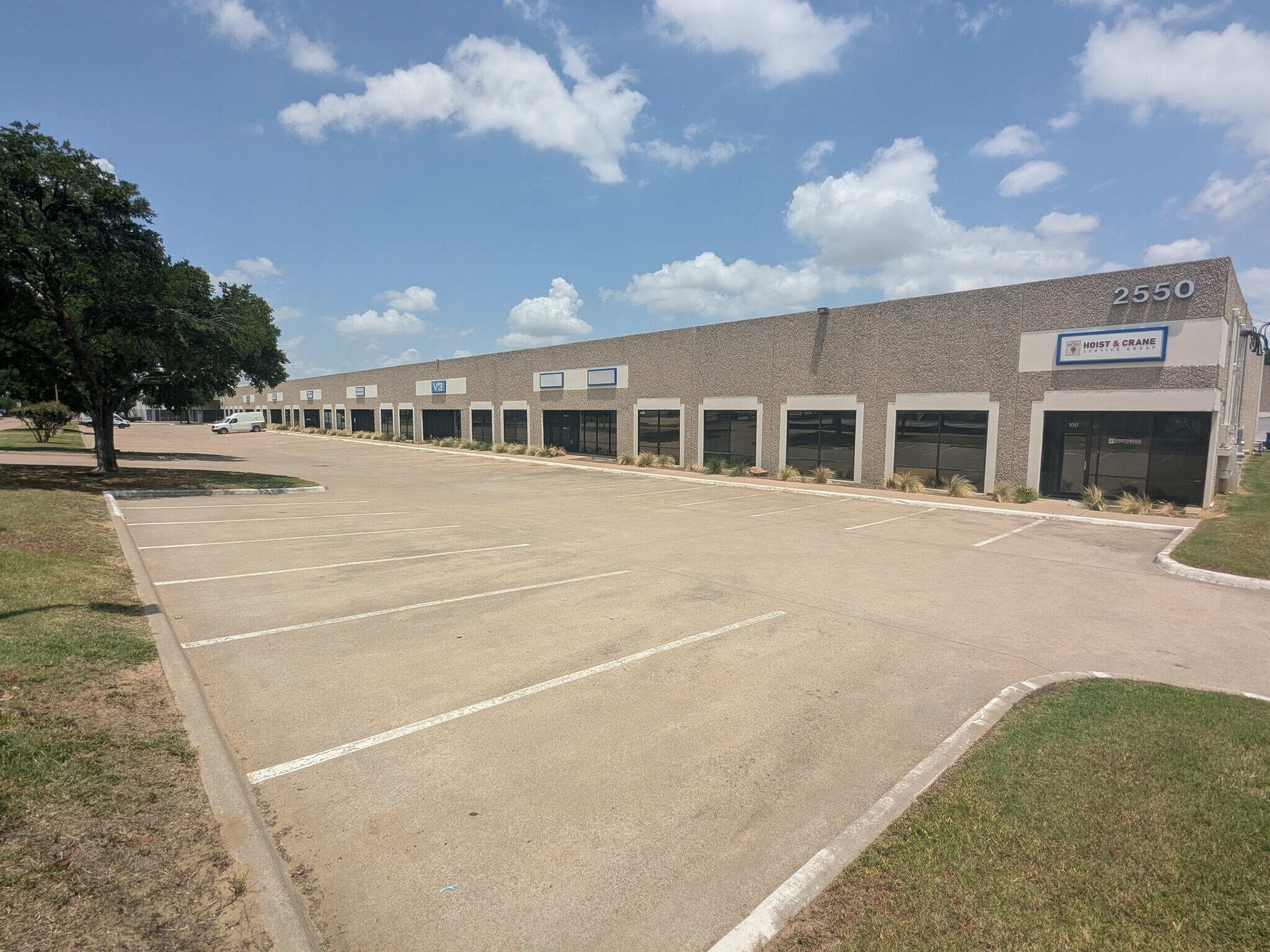 2550 114th St, Grand Prairie, TX for lease Building Photo- Image 1 of 9