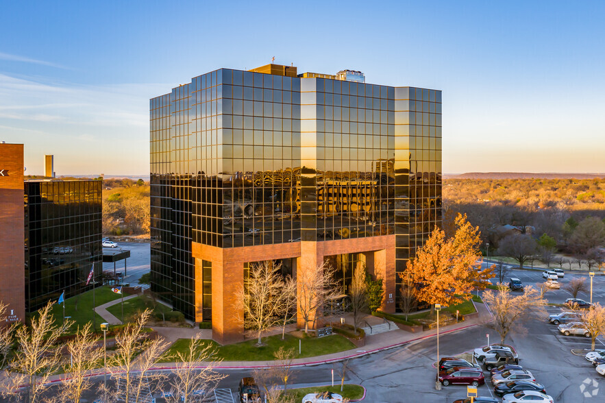 7134 S Yale Ave, Tulsa, OK for lease - Building Photo - Image 1 of 11