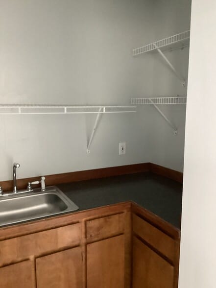 1573 Folly Rd, Charleston, SC for lease - Building Photo - Image 3 of 6