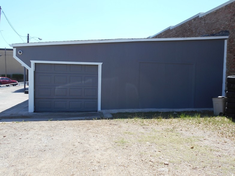 315 N Locust St, Denton, TX for sale - Building Photo - Image 3 of 17