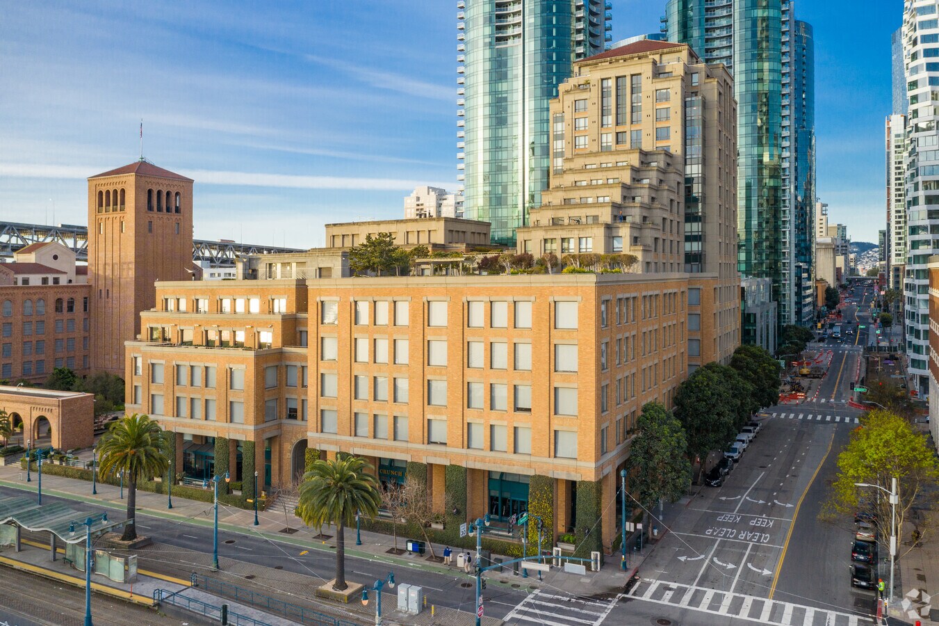 345 Spear St, San Francisco, CA 94105 Hills Plaza