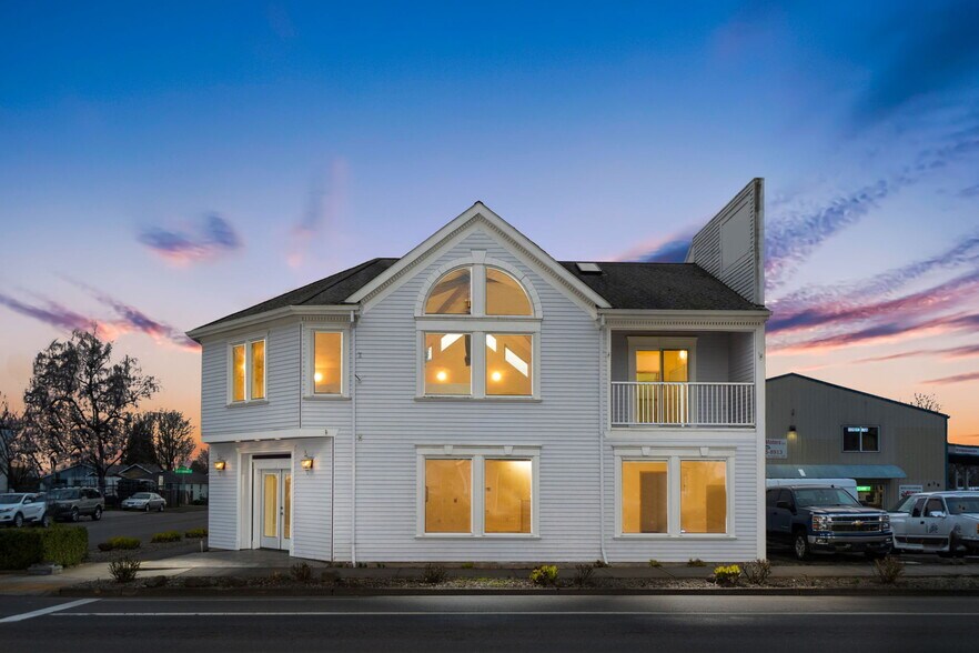 403-409 SW Dennis Ave, Hillsboro, OR for sale - Building Photo - Image 1 of 1