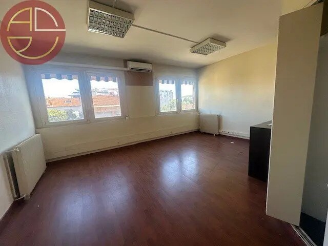 Office in Toulouse for sale - Interior Photo - Image 3 of 5