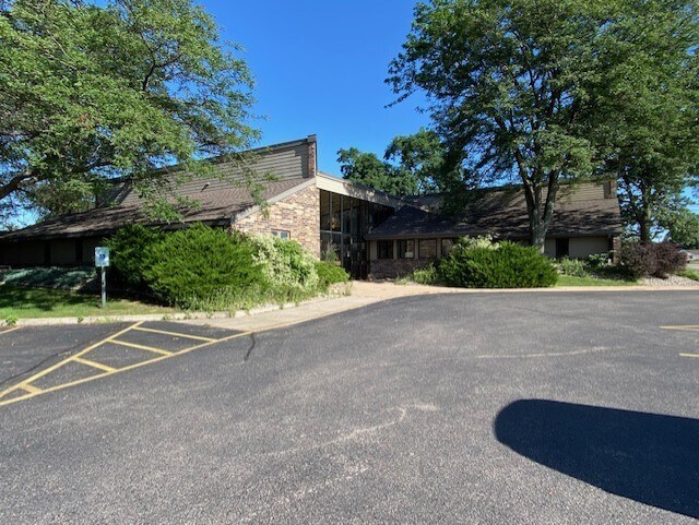 1730 7th St S, Wisconsin Rapids, WI for sale Primary Photo- Image 1 of 1