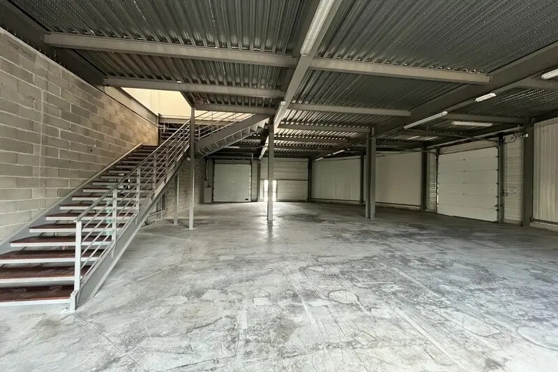 Flex in Montpellier for lease - Interior Photo - Image 1 of 5