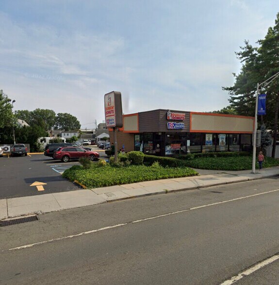 976 Hempstead Tpke, Uniondale, NY 11553