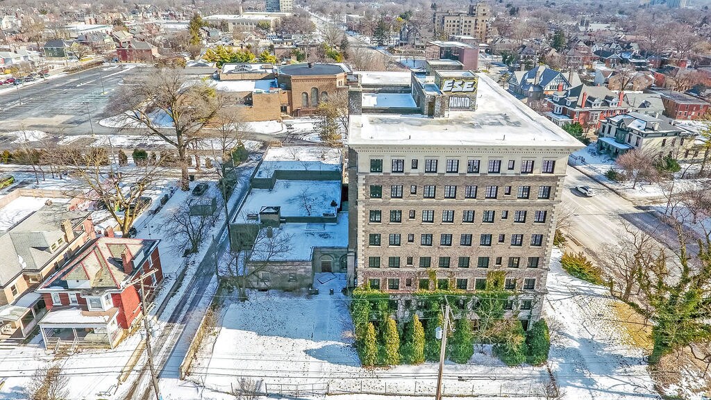 1312 E Broad St, Columbus, OH 43205 Broadwin Apartments