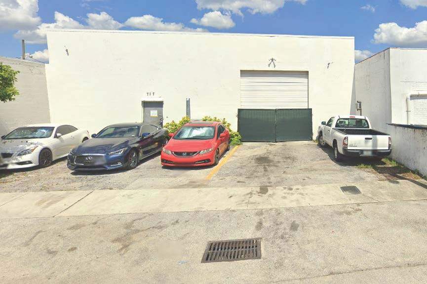 717 NW 1st St, Fort Lauderdale, FL for sale - Building Photo - Image 2 of 3