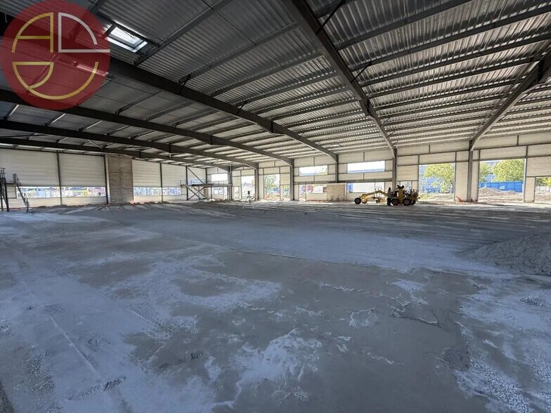 Industrial in Portet-sur-Garonne for sale - Building Photo - Image 2 of 8