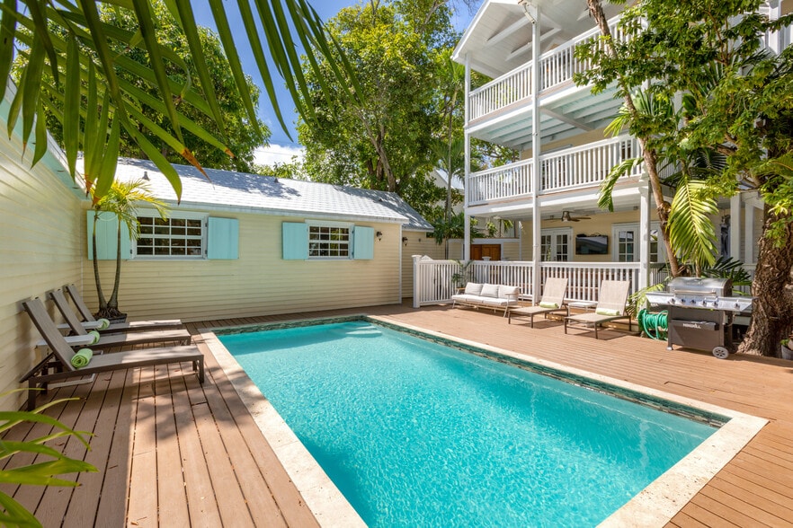 525 Simonton St, Key West, FL for sale - Building Photo - Image 3 of 11