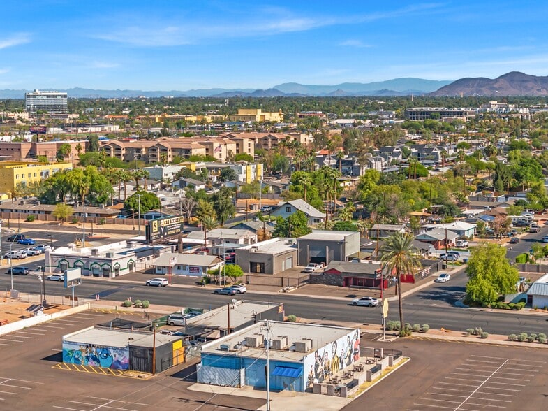 1016 E Indian School Rd, Phoenix, AZ for sale - Building Photo - Image 3 of 8