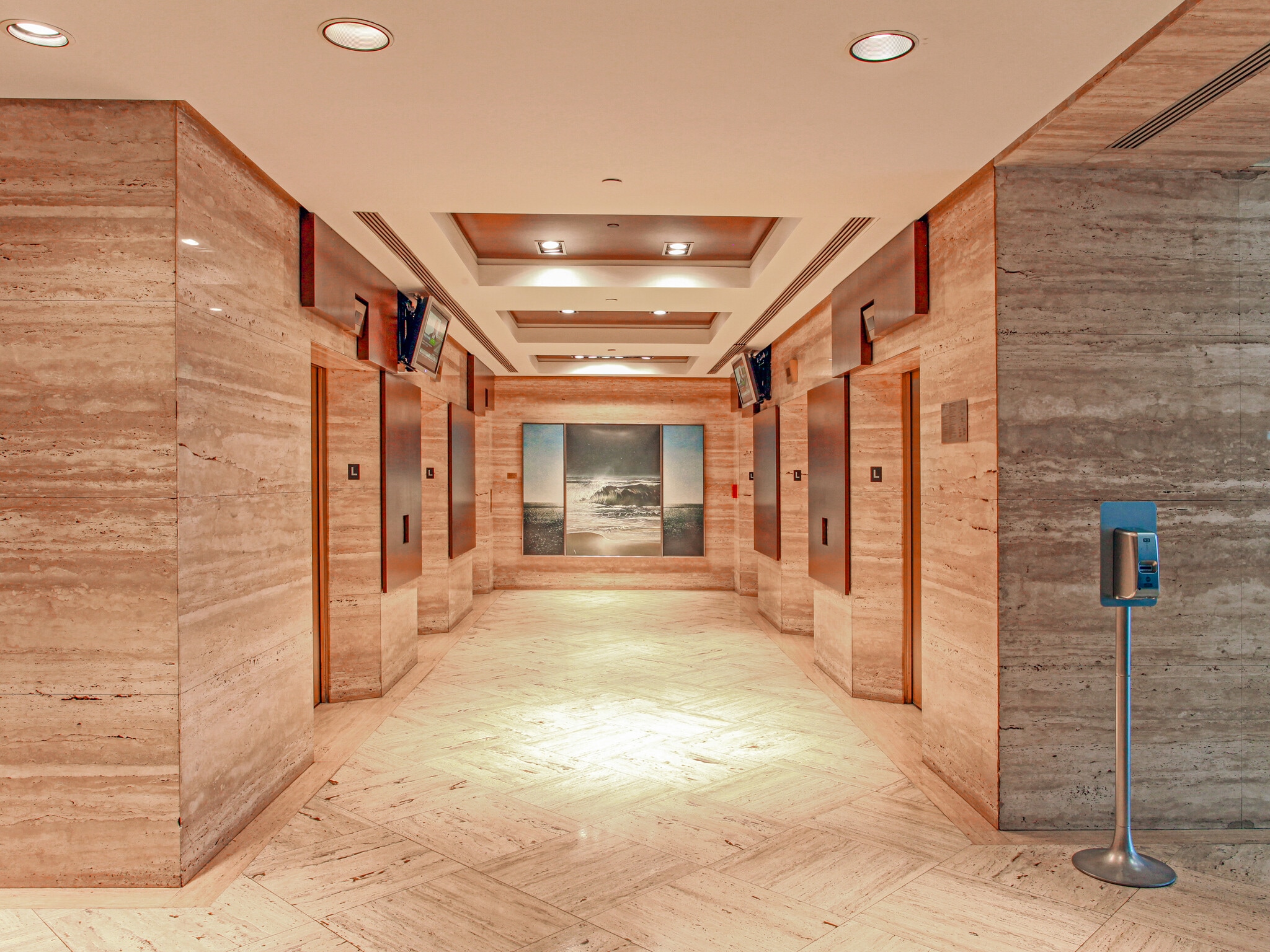 277 Front St W, Toronto, ON M5V 2W6 Office for Lease