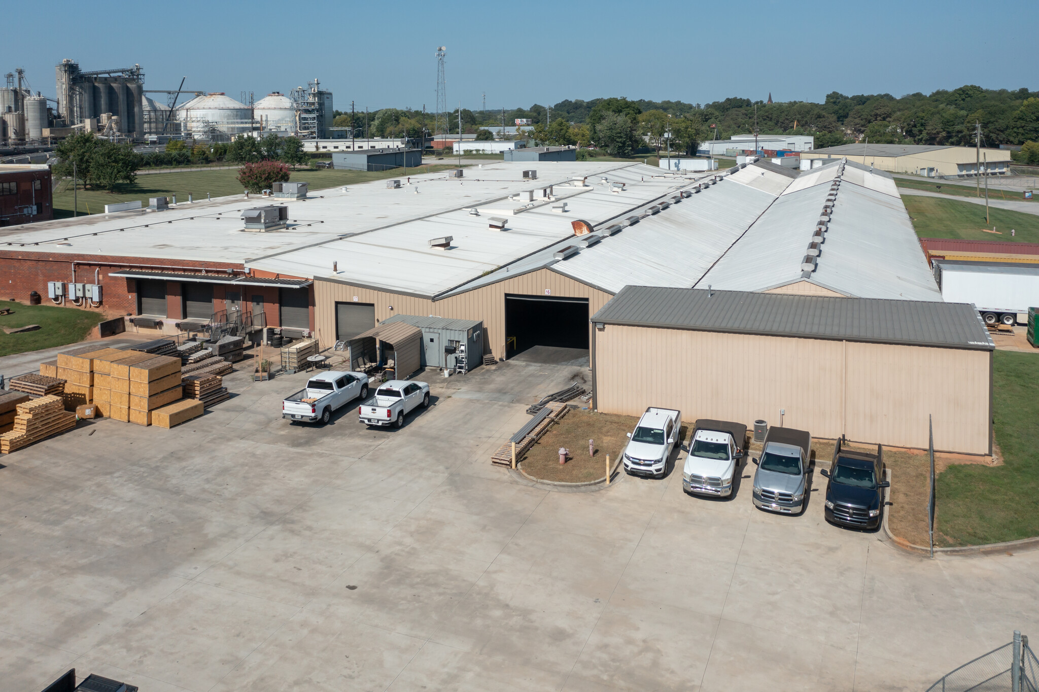 989 Athens St SE, Gainesville, GA for lease Building Photo- Image 1 of 4