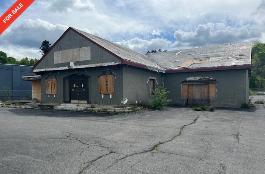 3180 Erie Blvd E, De Witt, NY for sale - Building Photo - Image 1 of 1