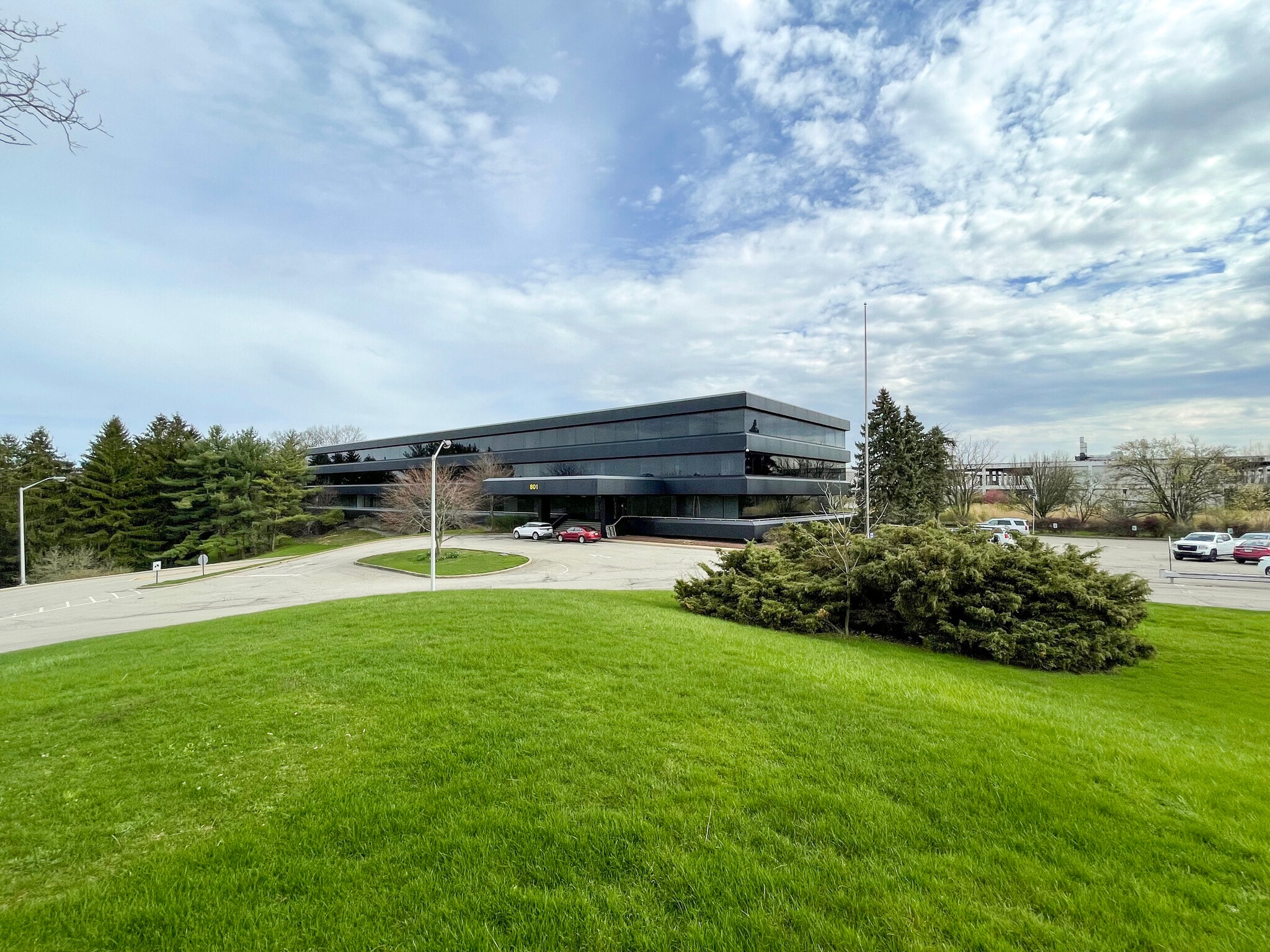 Churchill Crossings portfolio of 5 properties for sale on LoopNet.com Building Photo- Image 1 of 4