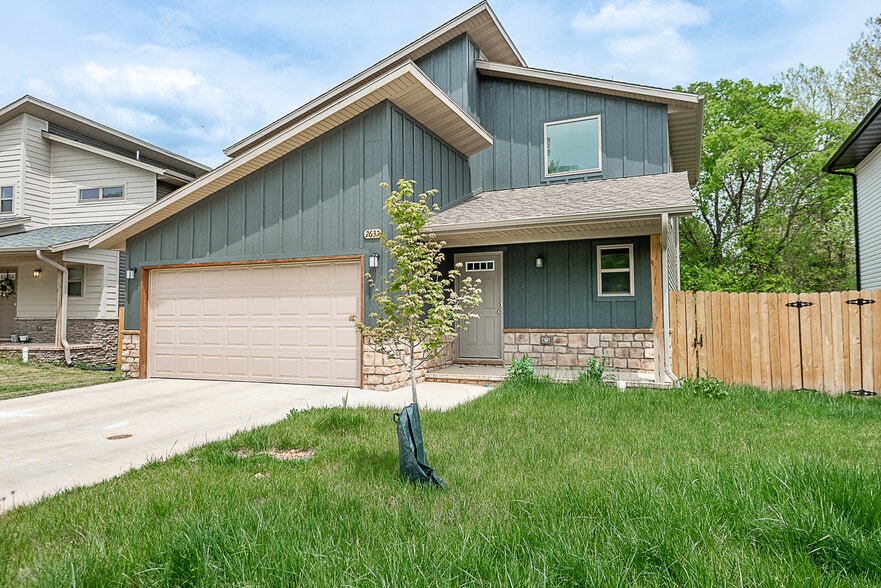 2644 N Prospect Ave, Springfield, MO for sale - Building Photo - Image 2 of 42