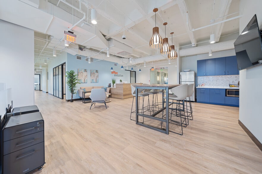 3500 Oak Lawn Ave, Dallas, TX for lease - Lobby - Image 2 of 18