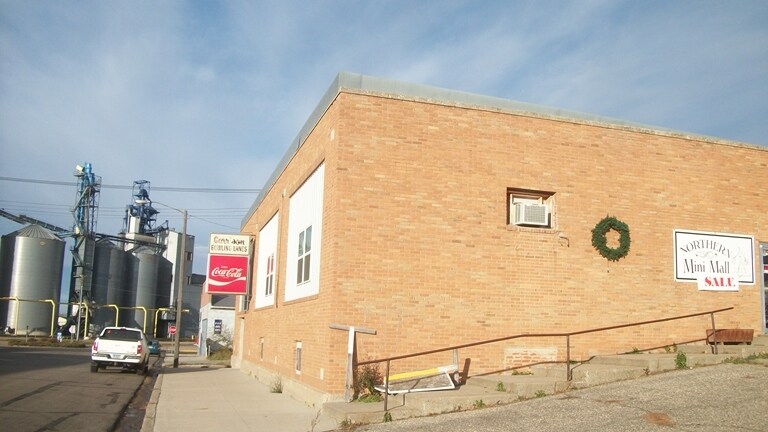 53 1st St SE, Garrison, ND for sale Primary Photo- Image 1 of 1