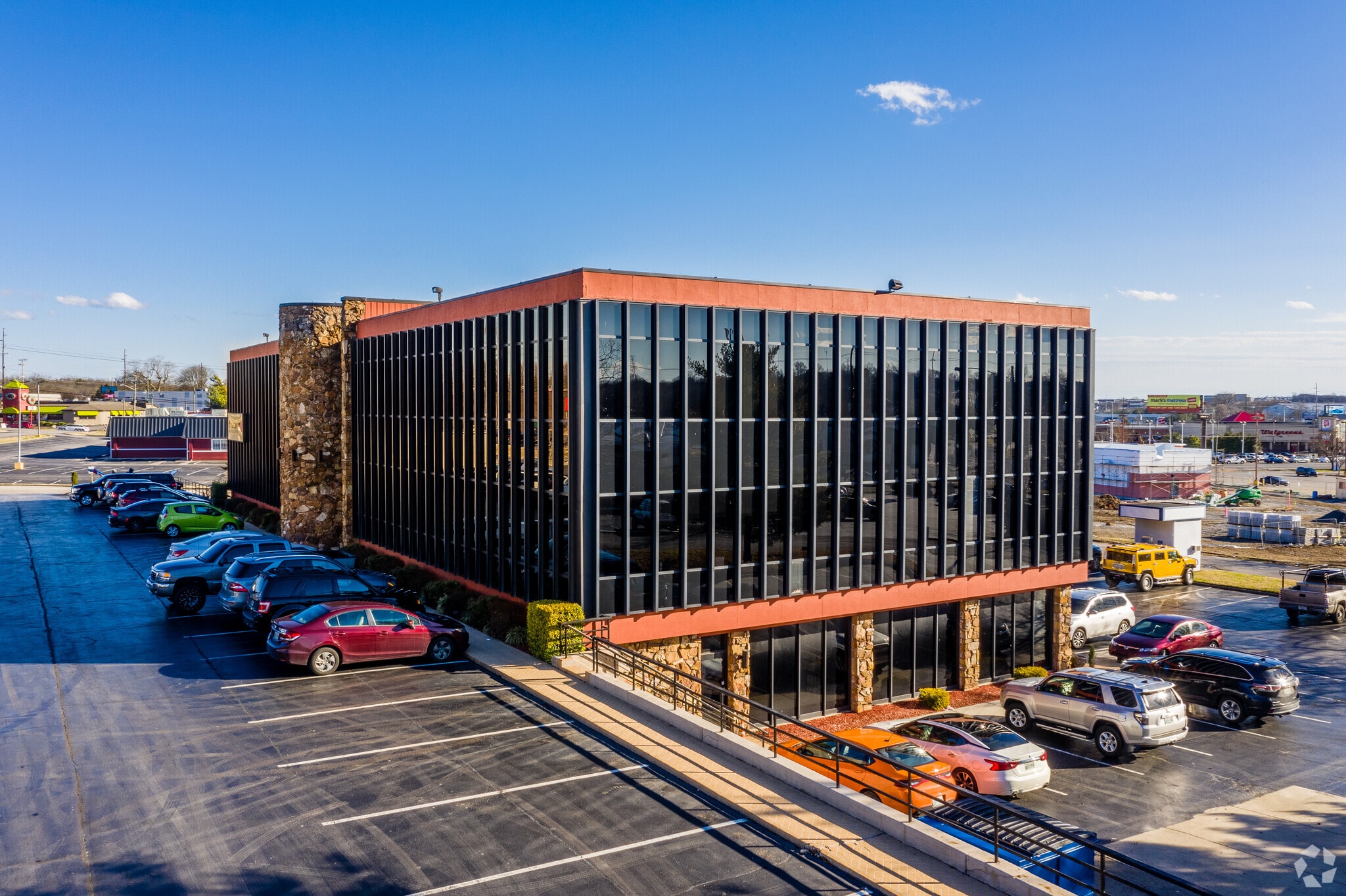 1994 Gallatin Rd N, Madison, TN 37115 Rivergate Park Building