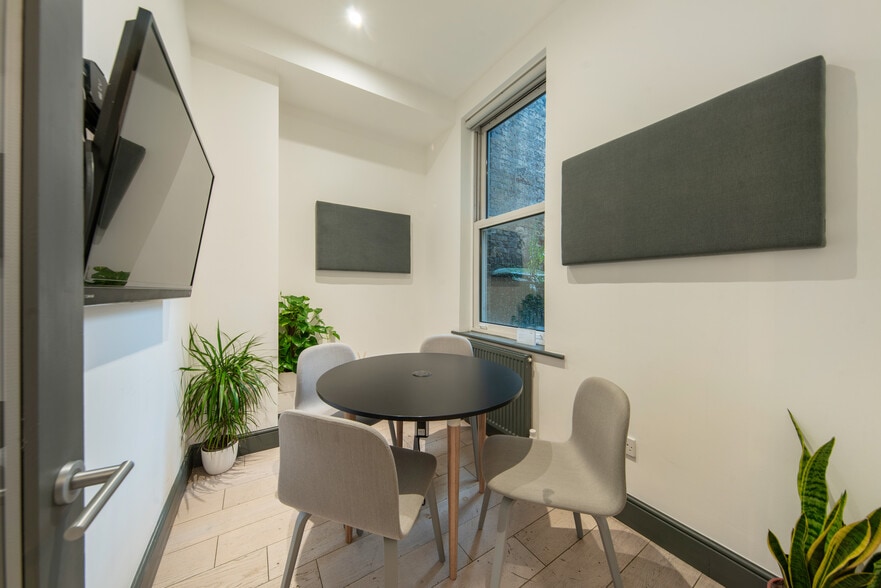 82 Rivington St, London for lease - Interior Photo - Image 2 of 6