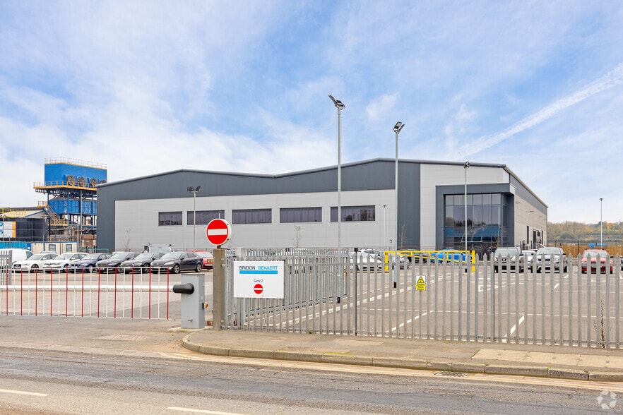 Balby Carr Bank, Doncaster for lease - Building Photo - Image 1 of 4