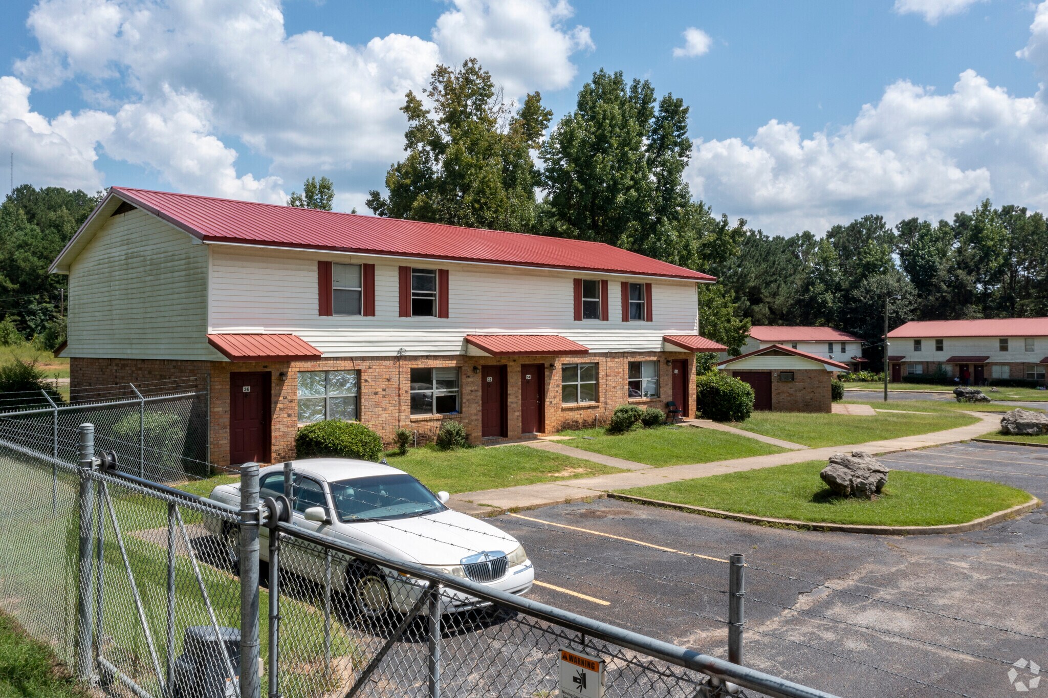 1500 N Archusa Ave, Quitman, MS for sale Building Photo- Image 1 of 1