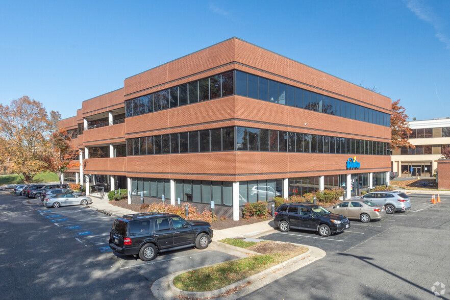 8003 Forbes Pl, Springfield, VA for lease - Building Photo - Image 1 of 3