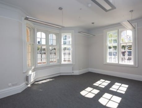 162 Buckingham Palace Rd, London for lease - Interior Photo - Image 3 of 4