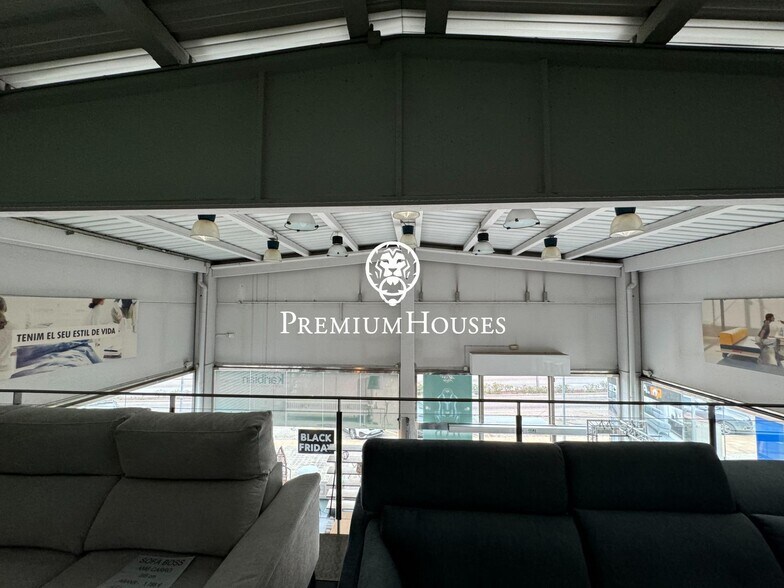 Industrial in Sant Pere de Ribes, Barcelona for sale - Interior Photo - Image 2 of 27