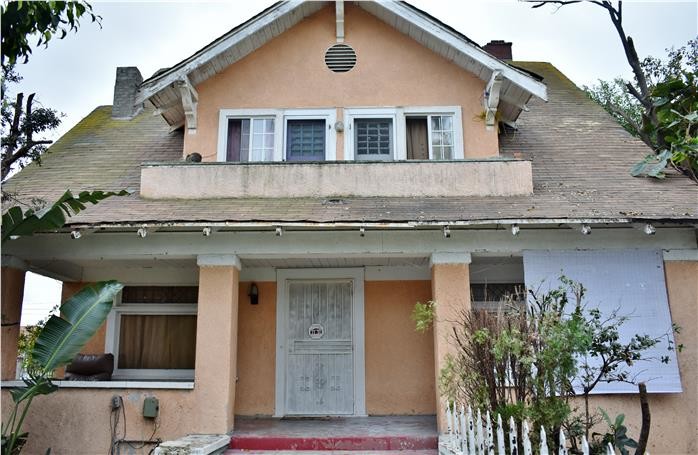 1200 W 37th Dr, Los Angeles, CA for sale Building Photo- Image 1 of 1