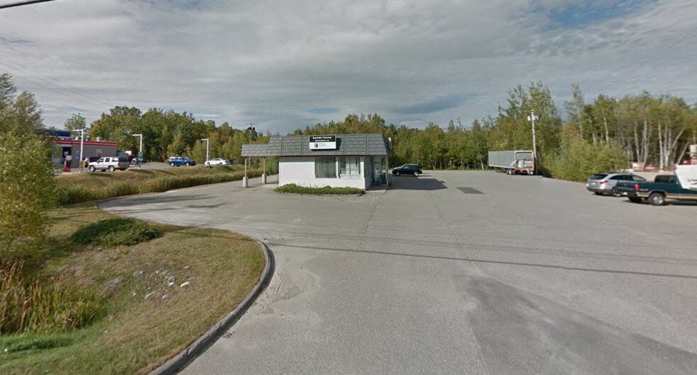 749 Central St, Millinocket, ME for sale - Primary Photo - Image 1 of 1