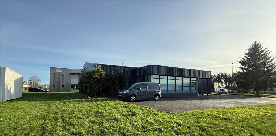 Retail in Quimperlé for lease - Building Photo - Image 1 of 12