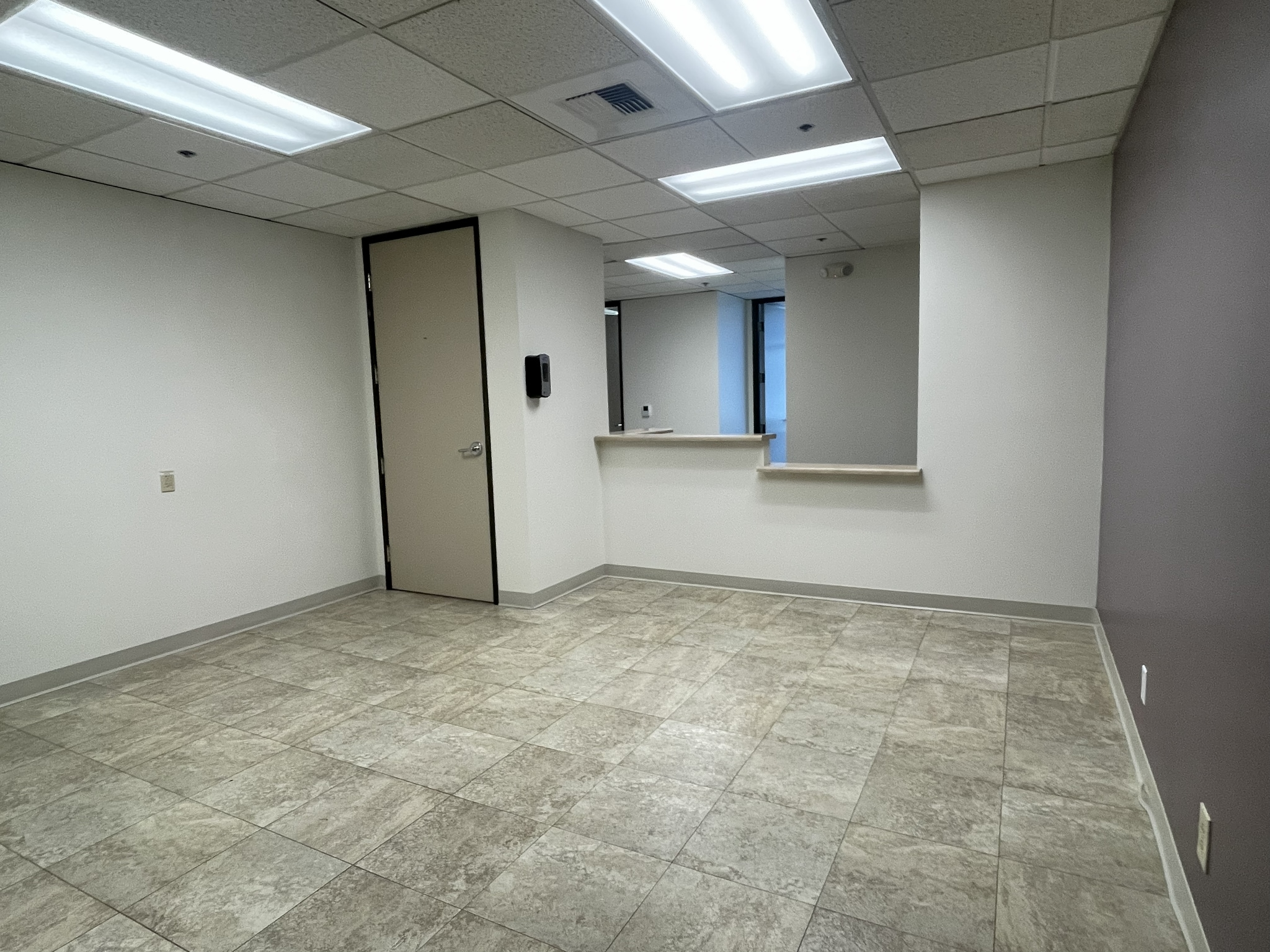 4510 Brockton Ave, Riverside, CA for lease Interior Photo- Image 1 of 3