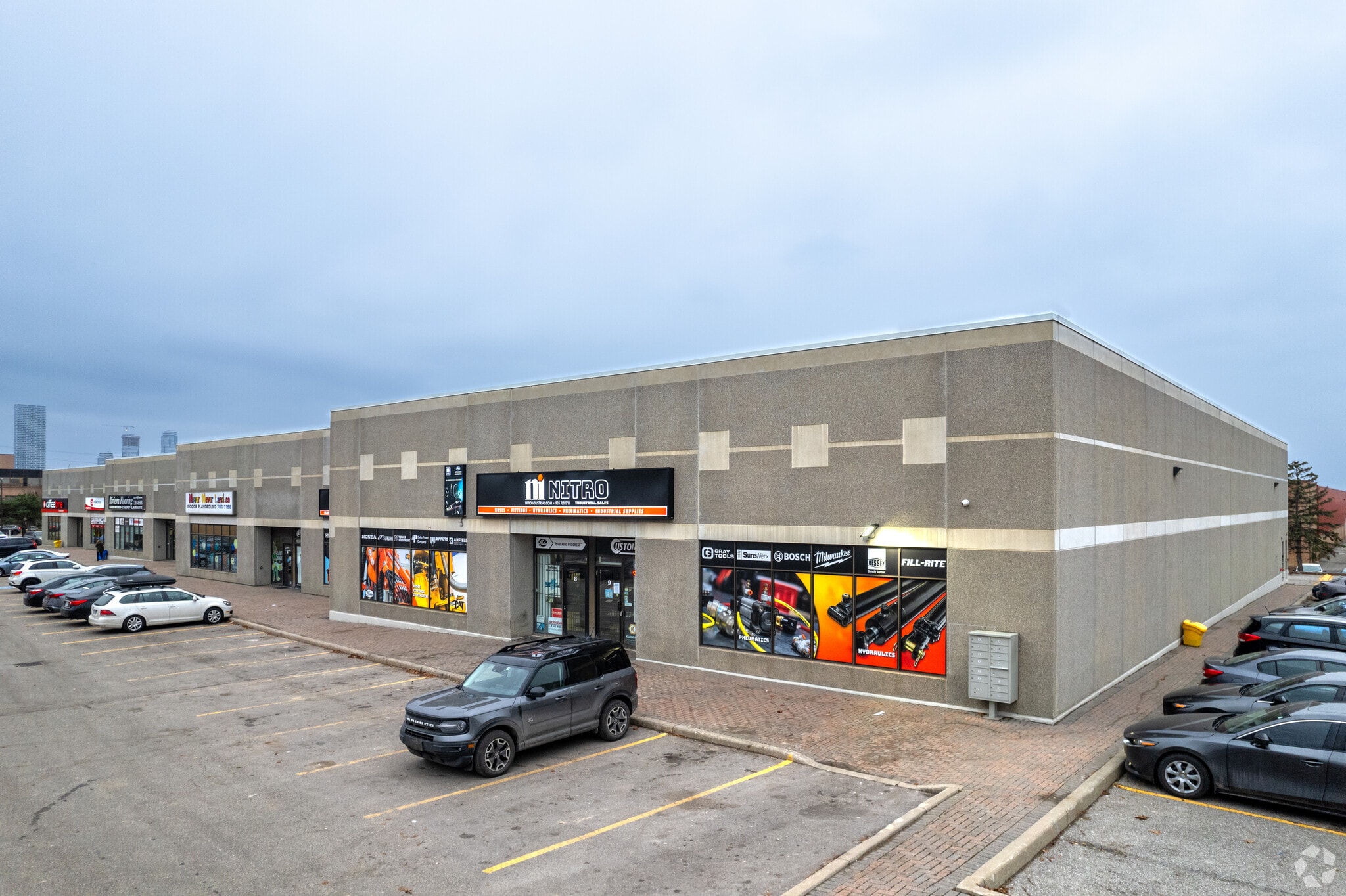 8520 Jane St, Vaughan, ON for lease Primary Photo- Image 1 of 4