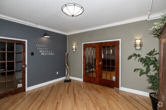 366-386 Main St, Middletown, CT for lease Interior Photo- Image 1 of 10