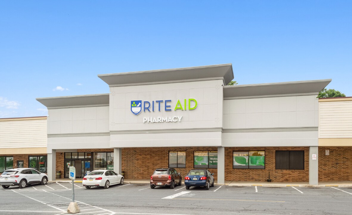 409463 N Enola Rd, Enola, PA 17025 Summerdale Plaza